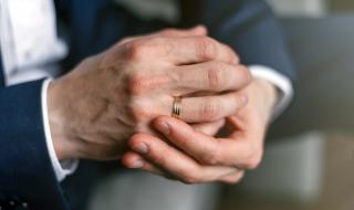 Жена намери пръстен на мъжа си, загубен преди 53 години