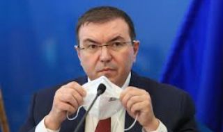 Пристигат първите 10 000 ваксини