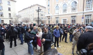 Христо Гърбов: За Василев не били важни личностите, тогава за какво го има този театър