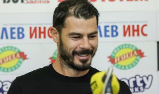 Галин Иванов: Във футбола не става само с млади. Те имат нужда от опитни фигури, от които да се учат