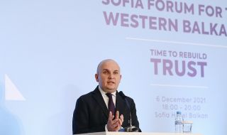 Кючюк: Нямаме ясна позиция на правителството за Македония. Какво тогава може да очакваме? 