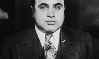 17 октомври 1931 г. Ал Капоне осъден за данъци