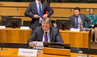 Посланиците от ЕС не обсъдиха в Люксембург ветото за Скопие