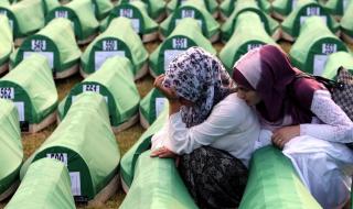 Съдят Нидерландия заради Сребреница