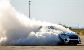 Ford извади Mustang със 7 електромотора и 1400 коня