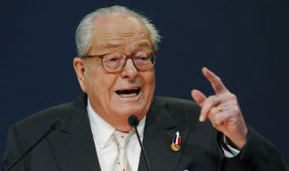 Жан-Мари Льо Пен е приет в болница