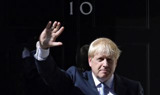 Пак призив за отстраняване на Борис Джонсън от премиерския пост