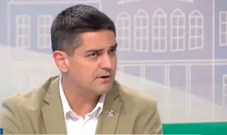 Радостин Василев: Има двама министри в това правителство, които работят- Дечев и Янкулов 