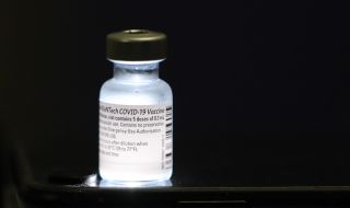Ваксината на "Пфайзер" е само 39% ефективна срещу Делта варианта