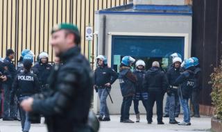 Хаос и бунтове в Италия