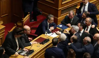 Greek Cabinet Reshuffle: Mitsotakis Appoints New Ministers 