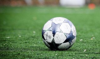 Трагедия на детски футболен мач: 12-годишно момче почина пред приятелите си