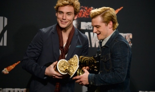 "Игрите на глада: Възпламеняване" триумфира на филмовите награди на MTV