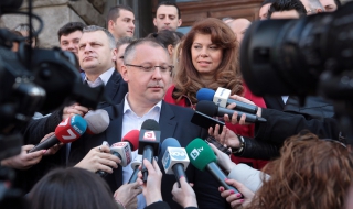 Социалистите регистрираха евролистата си в ЦИК