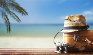 Двойно по-малко пътувания в чужбина през декември