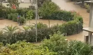 Потопът тръгна отново на морето! Наводнение в Лозенец! ВИДЕО