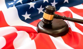 В САЩ осъдиха на 20 г. затвор обвинен в шпионаж китаец 