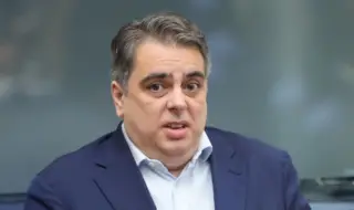 С „дъх на Виденовото време“: Опозиция и икономисти на нож срещу Бюджет 2026 ОБЗОР