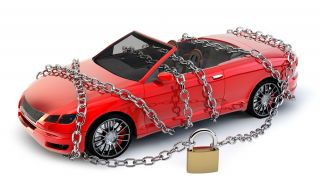 Заключиха скъпа кола със стоманени въжета (СНИМКА)