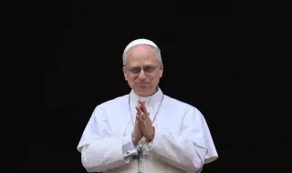 Pope Leo XIII calls for Venezuela to remain an independent state 