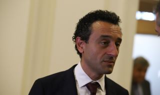 Даниел Лорер: Пишем нов разказ за страна без корупция