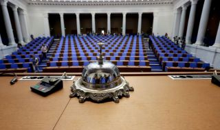 "Медиана": Само 4 партии влизат със сигурност в Народното събрание