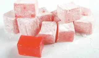 И се хилят, и си благодарят..... 