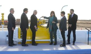 Аржентинското правителство откри първия 573-километров участък от газопровода "Нестор Киршнер"