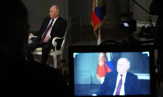 Путин пренаписа историята и промени границите на Европа в интервю пред един американски идиот