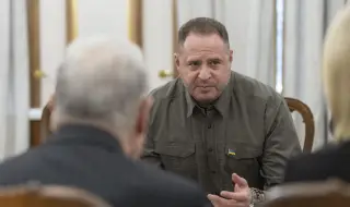 Андрий Ермак със символична реакция след удара по руски бомбардировачи