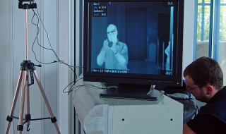 Умна камера засича лъжи