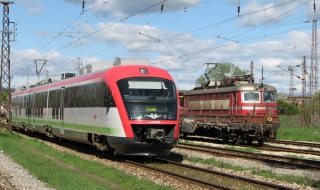 БДЖ осигурява допълнителни вагони за 90 влака през празничните дни