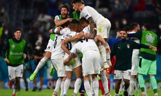 UEFO EURO 2020: Италианските национали направиха уникален жест към съотборник (ВИДЕО)