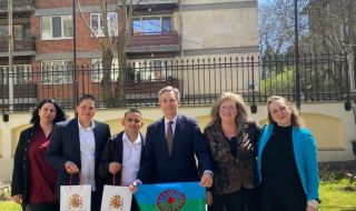 Испанският посланик в България прие ученици роми от Мъглиж
