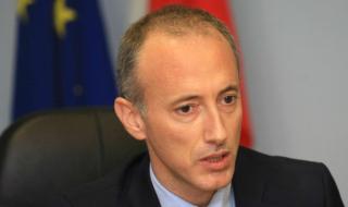 Министър Вълчев: Празникът ни води през трудности