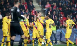 Ръководството на Барса обмисля още едно намаление на заплатите на футболистите