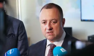 Иванов: Основната причина за наводненията е природата, но ако има и човешка грешка тя ще бъде наказана