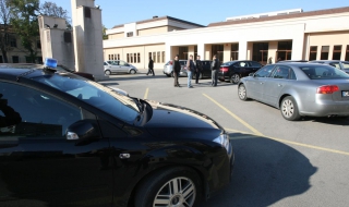 Борисов и Ковачева отиват в спецсъда