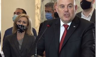 Гешев от парламента: Не успях да катастрофирам, бързайки насам