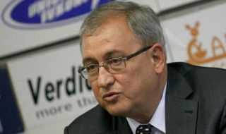 Кисьов: За да има правителство - всички депутати да се откажат от имунитета си