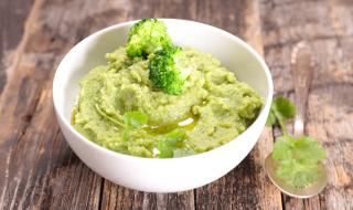 Рецепта на деня: Пюре от броколи със сирене