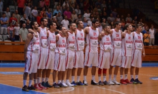 България завърши квалификациите с победа над Израел