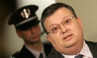 Буден гражданин сигнализирал за депутата Георги Марков