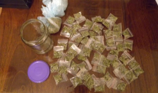 Хванаха младеж с наркотици в Шумен