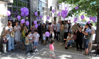 Майки искат да погребват мъртвородените