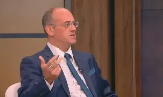 Атанас Семов: Смяната на президента беше осъществена по един напълно легитимен начин