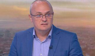 Георги Киряков: Радев има някакъв политически план, който цели разбиване коалицията на редовния кабинет