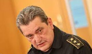 Комисар Николов: Автобусът се е запалил след удар в мантинелата