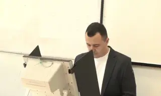 Габриел Вълков гласува и призова за една по-справедлива България  