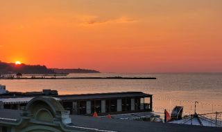 Времето днес, прогноза за петък, 18 август: Предимно слънчево с вероятност за следобедни превалявания 